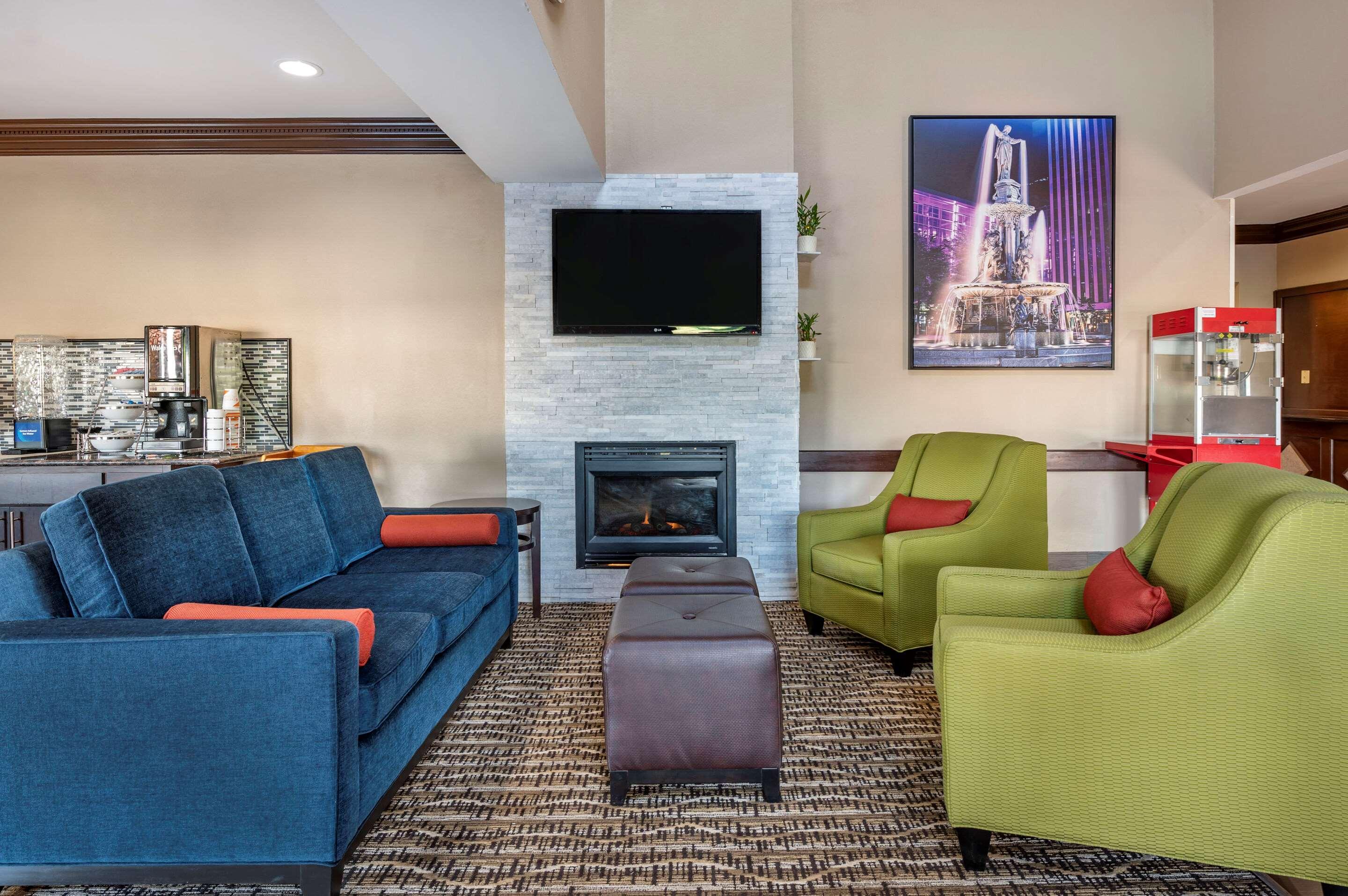 Comfort Inn & Suites Cincinnati Zewnętrze zdjęcie