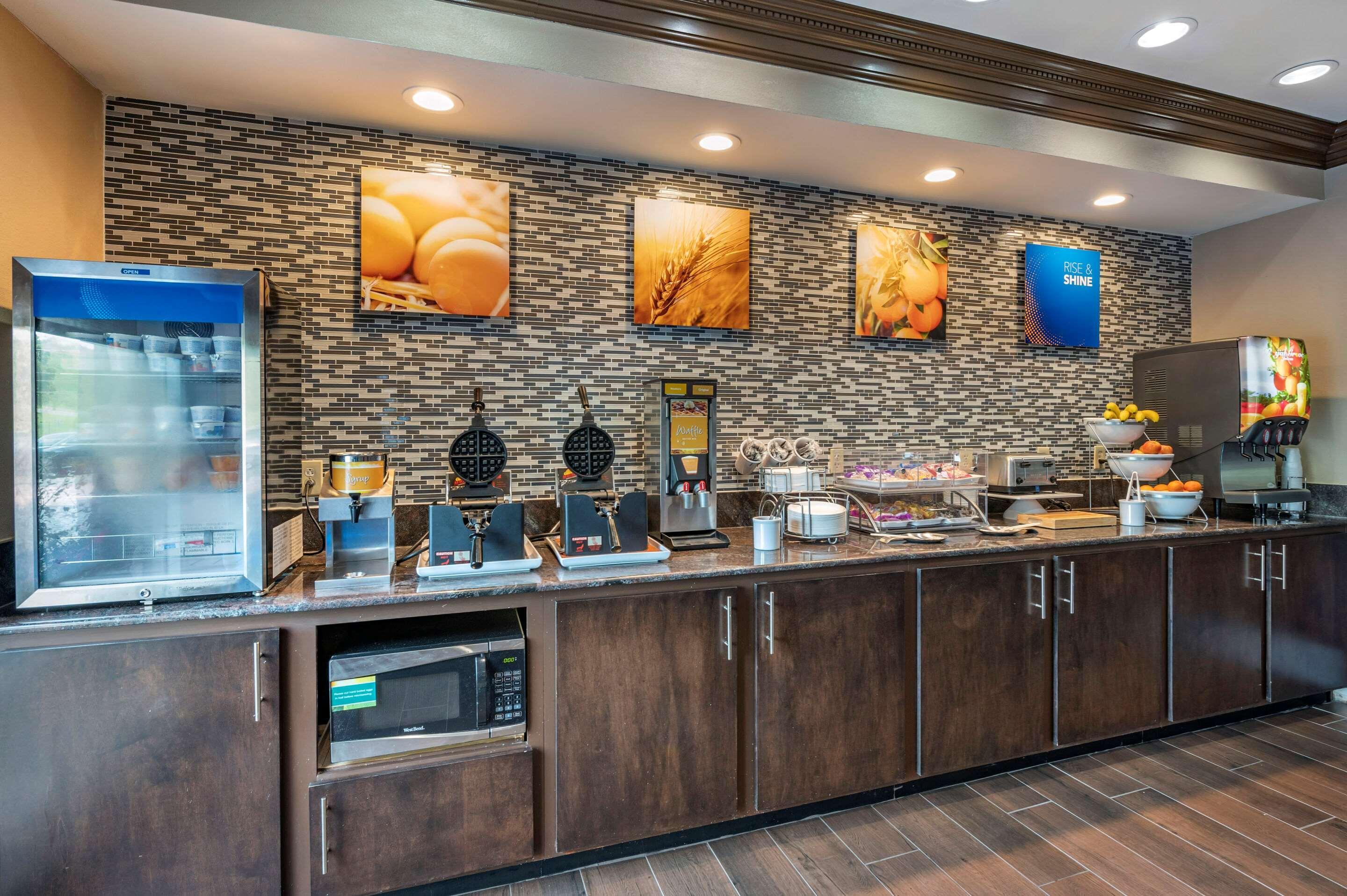 Comfort Inn & Suites Cincinnati Zewnętrze zdjęcie